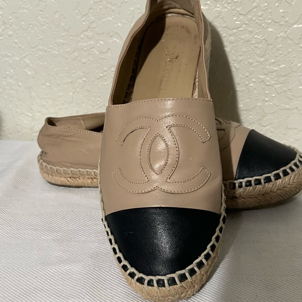 Authentic Chanel Espadrilles Beige/Black Size 37 Lamb Skin Leather